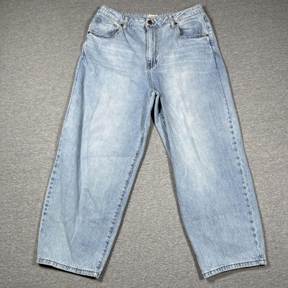 Oliver Logan Jeans Mens 32 (30x25) Blue Light Wash Cropped Relaxed Stretch Denim